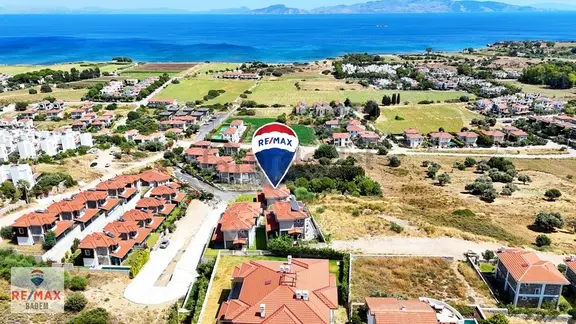 Datça Merkez Burgaz Mevkii'nde Satılık Deniz Manzaralı 6+1 Villa 1