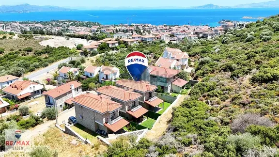 Datça Merkezde Satılık Deniz Manzaralı 4+1 Müstakil Villa 1