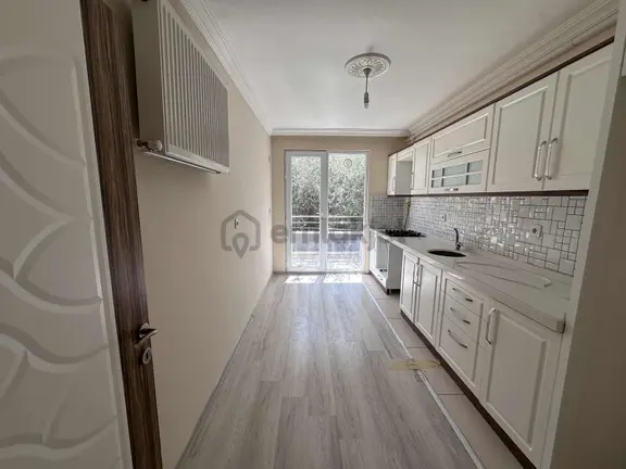 Büyük Geniş Kaliteli Lüx 2+1 Kapalı Mutfak İskanlı Hazır Daire 2