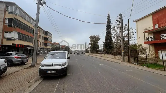 Sağlık Mahallesi İşlek Cadde Üstü 36 M2 Kullanım Dükkan 1