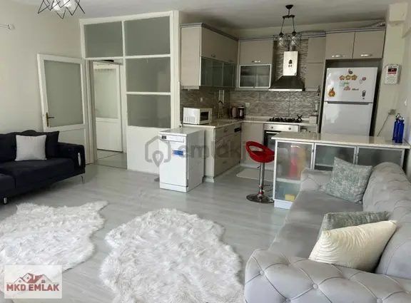 Ayvalık Sarımsaklı Plajı Yakını Satılık 2+1 Tadilatlı Mkd Emlak 2