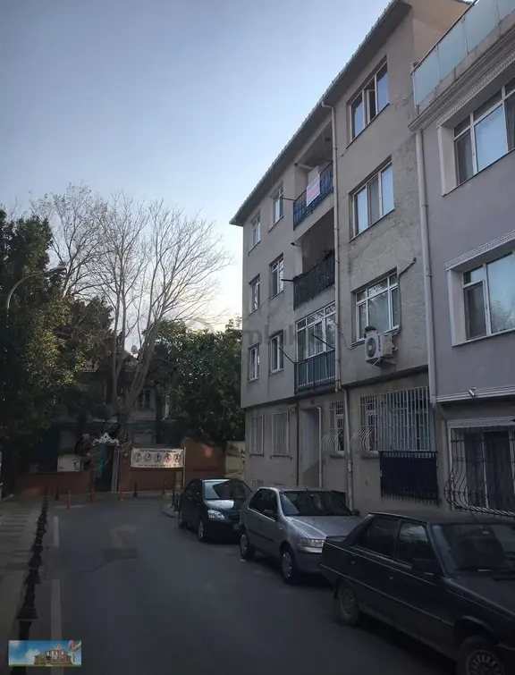Barış'tan Marmaraya Ve Metrobüse Yürüme Mesafesinde Kiralık 2+1 1