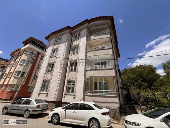 Miramar'dan Çarşıya Yürüme Mesafesi Masrafsız 4+1 Satılık Daire 1