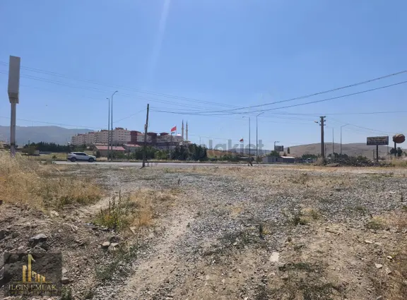 Ladik'te Kiralık Arazi Ve Sanayi Atölyesi 2