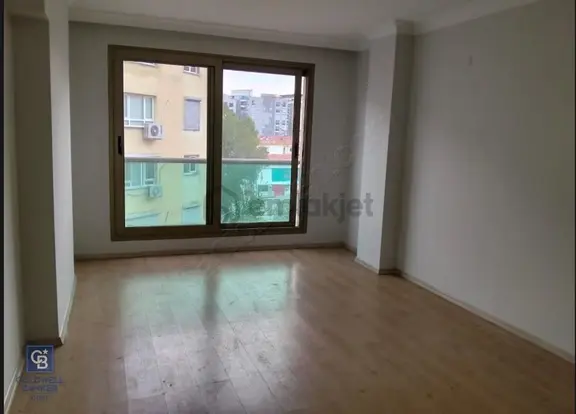 Balçova Ata Cad. 160 M² Yerden Isıtmalı Ebevyn Banyolu Asansörlü 2