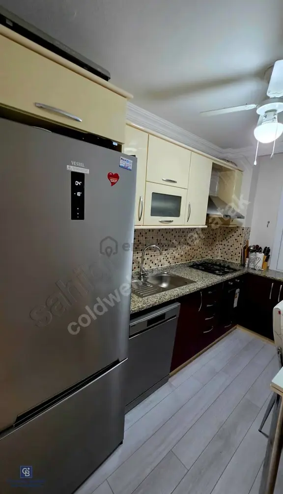 Balçova Çetin Emeçte Otoparklı 134 M2 Full Eşyalı 2