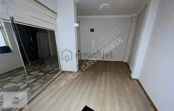 Torbalı Merkezde 30m² Yatırımlık Dükkan 1