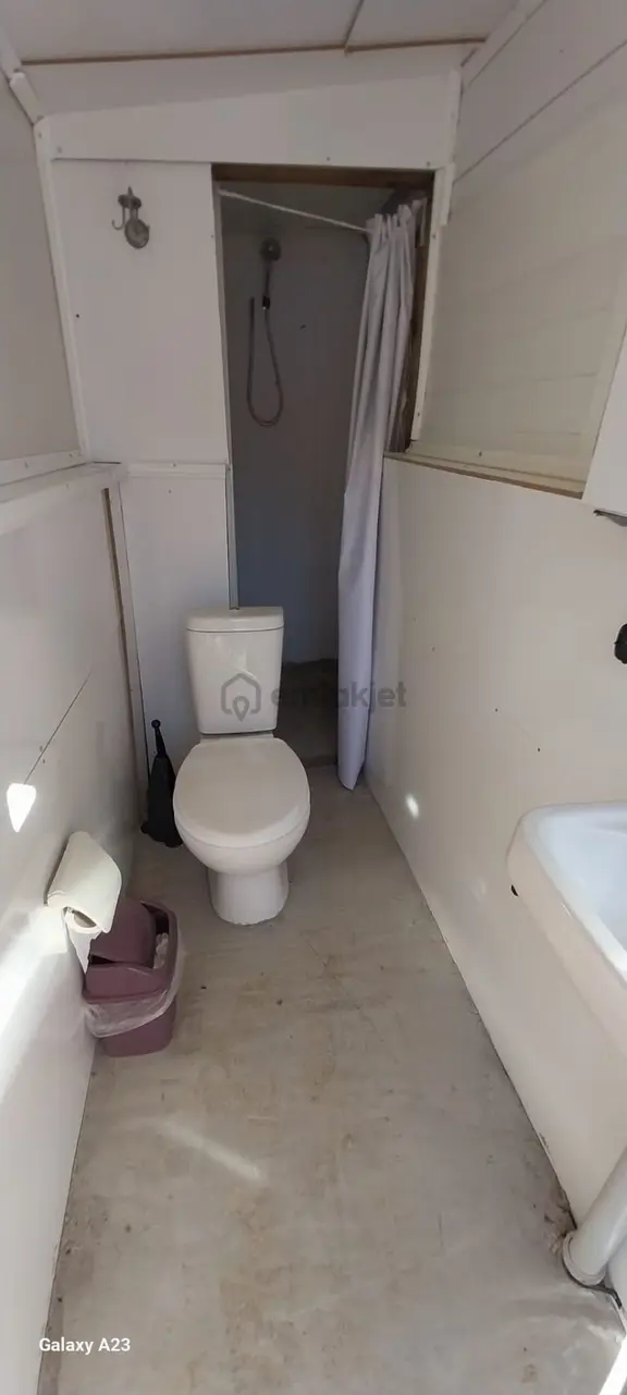 Hobby Evi Olan Satılık Arsa 2