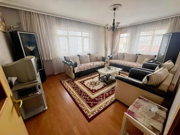 Eşyalı Kiralık Bağımsız Salon Temiz 3+1 Daire 1