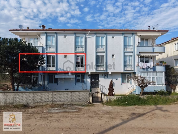Aziziyede Denize 5 Dk Mesafede Ara Kat Önü Açık 2+1 Yazlık 2