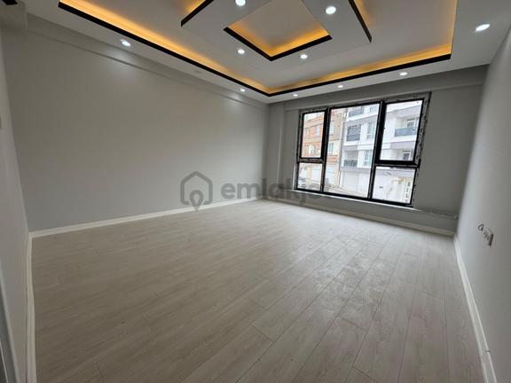 Estorıa'dan Tombakzade Yakını İskanlı Önü Açık Sıfır 2+1 Daire 1