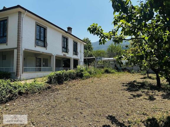 2461 M2 Arsa İçinde Müstakil Villa 1