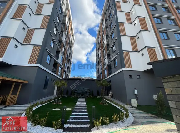 Sultanbeyli Battalgazi'de Kiralık 120m2 Otoparklı 3+1 Lüks Daire 1