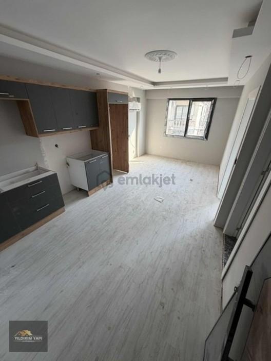 Sakarya Mahallesinde Satılık 1+1 Daire 1