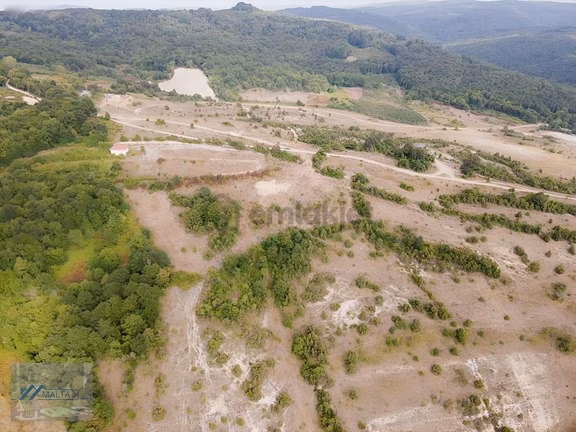Şile Çelebi Köyü'nde Yatırımlık %5 İmar 6517 M² Satılık Arsa 2
