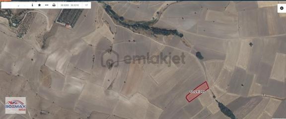 Boyacıda Yerleşime Yakın Yolu Açık Yatırımlık Tarla 2
