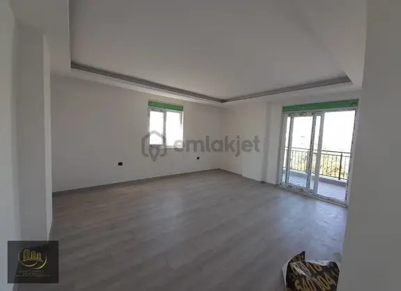 Varsak Altıayak Mah. Acil Satılık Çok Geniş Daire 2