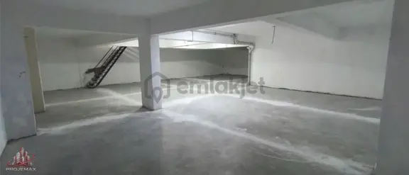 Projemax'tan Arnavutköy Merkezde 2 Katlı Kiralık Dükkan 2