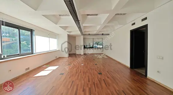 Balmumcu Koza İş Merkezinde 300 M2 Dekorasyonlu Ofis 2