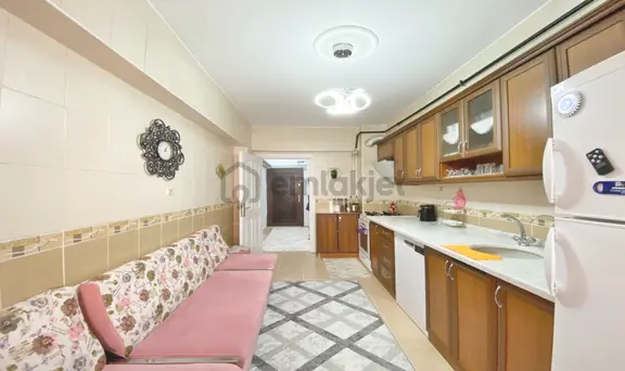 Kuşcağız'da Sanatoryum Hastanesi Yakını 3+1 Katta Yapılı Daire!! 2
