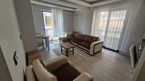 Muhittin Mahallesinde Eski Salı Pazarında Satılık Eşyalı 1+1 2