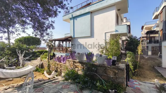 Gömeç Karaağaç'ta Köşe Konumda Deniz Manzaralı 4+1 Villa 2