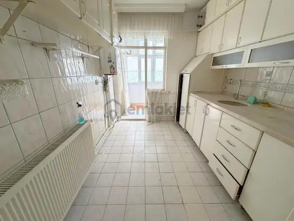 Hemdem Gayrimenkul'den Kazımkarabekir'de Çarşı İçi Merkezi Lokasyonda 3+1 Satılık Daire 2
