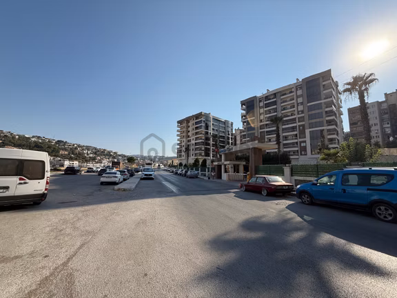 Vatan Mahallesi Gülizarpark Sitesi'nde Geniş 3+1 Satılık Daire 2