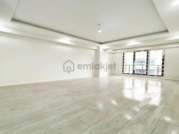 Nes Yapı'dan Metrobüse 5 Dk Sıfır İskanlı %90 Krediye Uygun 2+1 Arakat Daire!! 2