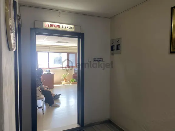 Segup'tan Gelişen İş Hanın'da Satılık 2+1 Ofis (3) 2