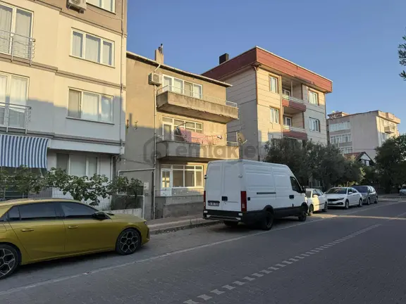 2+1 Geniş Ferah Barbaros Anafarta Camiş Cuma Pazarı Yakın 1
