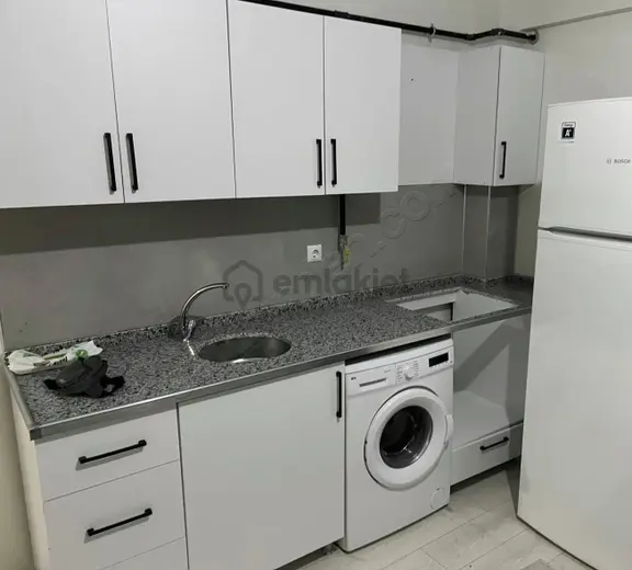 Sürsürü Mahallesi İmamı Azam Yakını 1+1 Eşyalı Kiralık Daire 2