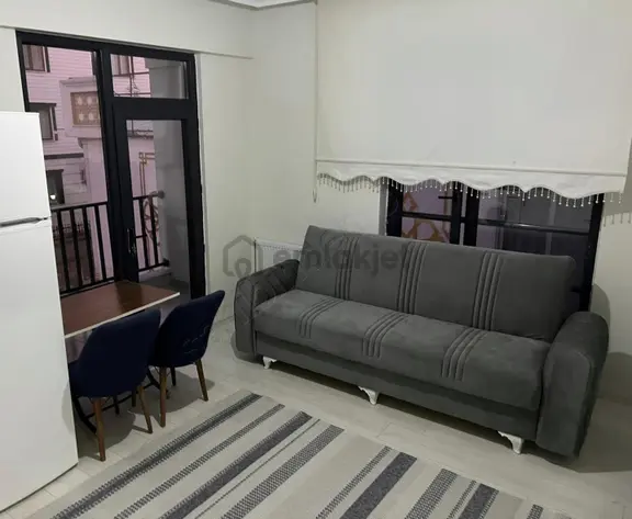 Sürsürü Mahallesi İmamı Azam Yakını 1+1 Eşyalı Kiralık Daire 1