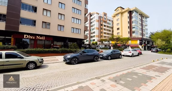 İhsaniye'nin En Güzel Dükkanı Kiralık 2