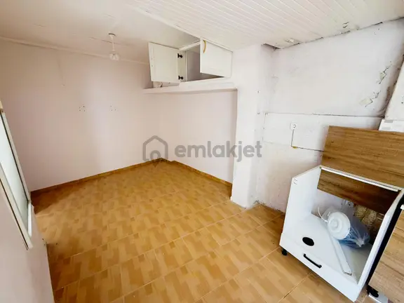 Kurallar Gayrimenkulden Müstakil Köy Evi 2