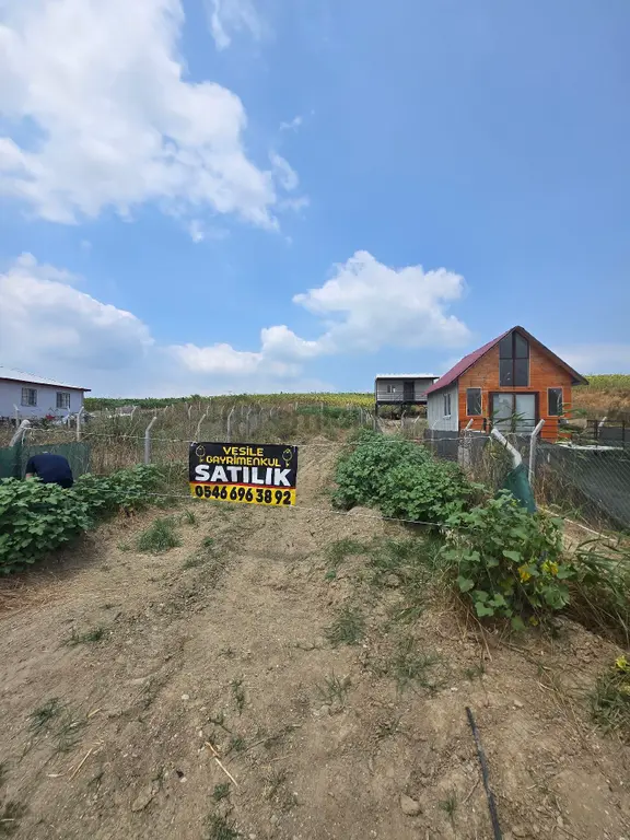 Vesile'den Suyu Çekili 340 M² 1