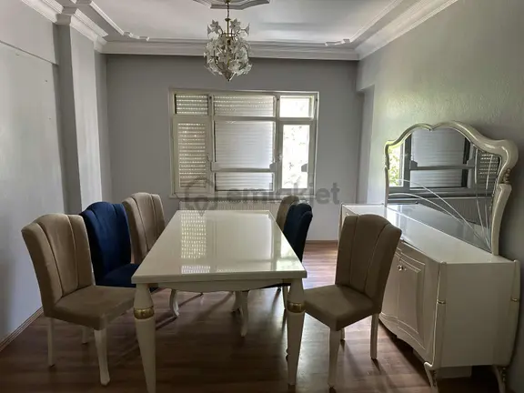Adapazarı Kaymakamlığı'na Yakın Bakımlı Geniş Kiralık Daire 2