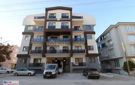 Startkey Yönden Savaştepe Cd. Diş Hast Kavşagı Yakını Eşyalı 1.1 1