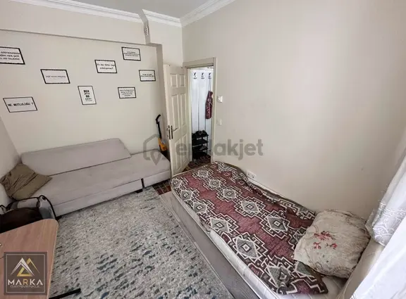 Marka'dan Saray Mahallesi Eşyalı 1+1 Ara Kat Satılık Daire 1