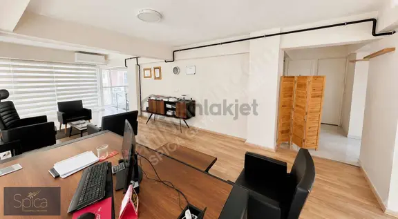 Çiğli Yeni Mahalle Kiralık Dükkan 3 Katlı 200 M2 2