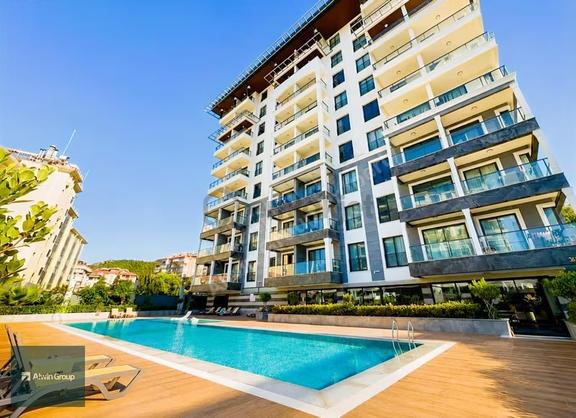 Alanya Royal Towerda İş Yerine Uygun 1+1 50 M² 2