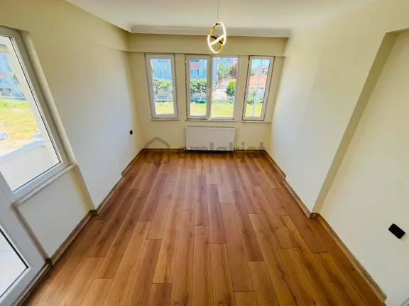 Yükselden Altınkumda Ön Cephe Hamamlı Ultra Lüx Satılık 3+1daire 2
