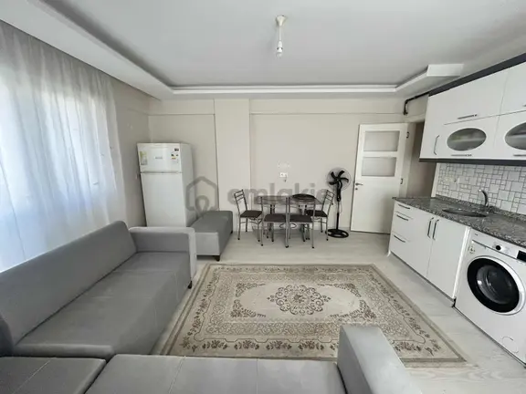 Asil Emlak'tan Muradiye'de 1+1 Eşyalı Arakat Satılık Daire 2