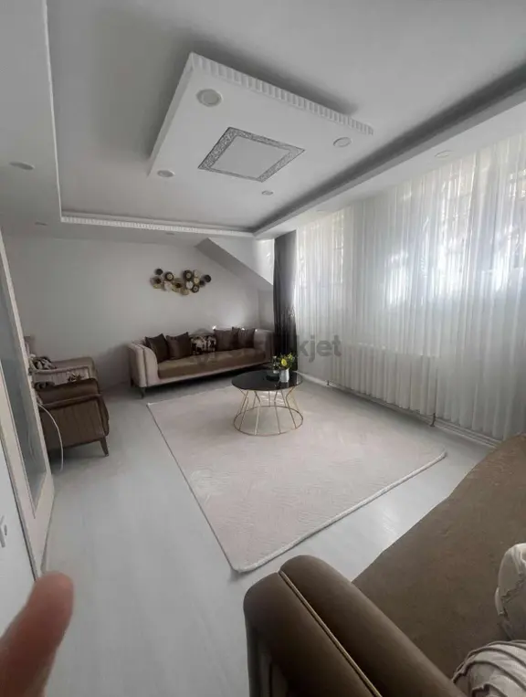 Yeni Mahallede Ferah & Bakımlı 4+1 Bahçe Katı Ters Dubleks 1