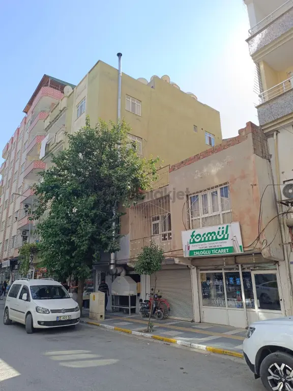 3 Adet Dükkan 1 Adet Daire 2