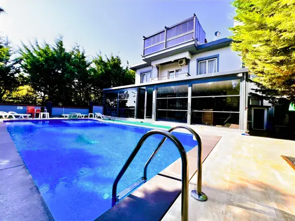 Silivri Ortaköy De Emsalsiz Özel Mimari Yapım 6+2 Satılık Villa 2