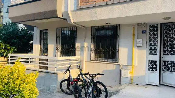 Akyazı Mahallesi Yaşlılar Yurdu Yanında Aynı Bina Da 2 Kiralık 1