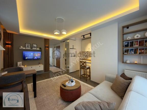 7tepe Karşısı Özel Konsept Eşyalı 45.000 Tl Kiracılı 4.kat 1+1 1