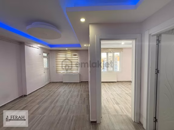 Öğretmen Evi-wordmar Yakınında Eşyasız 1+1 Kiralık 1