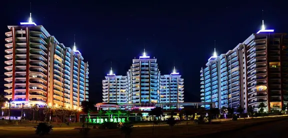 Alanya Mahmutlar 3+1 Full Eşyalı Dağ, Deniz Ve Havuz Manzaralı Lüks 3+1 Daire 1